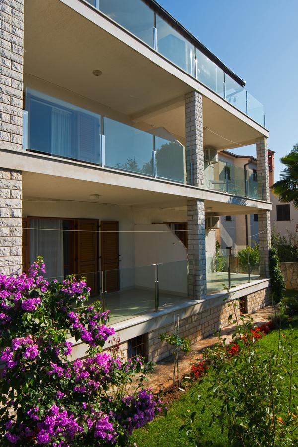 Apartmani Mira بريمونتيرا المظهر الخارجي الصورة